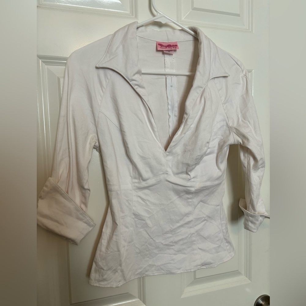 💗Pinup Couture White Blouse🦄Rare